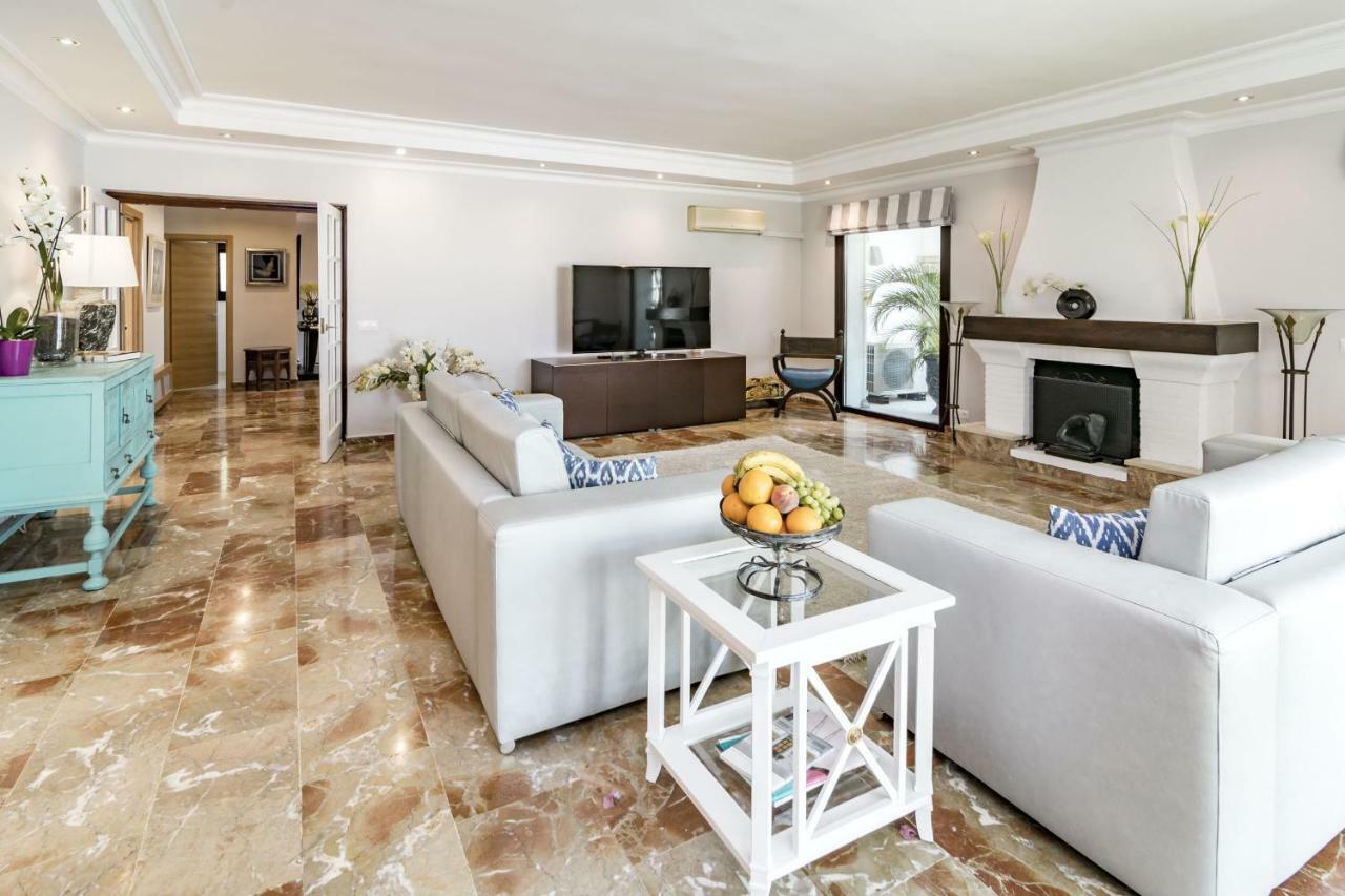 Villa Casakhan, Beautiful Luxury Villa, Marbella Exterior photo